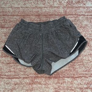 size 6 grey lulu shorts